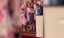 女童在线观看,女童在线观看现象解析